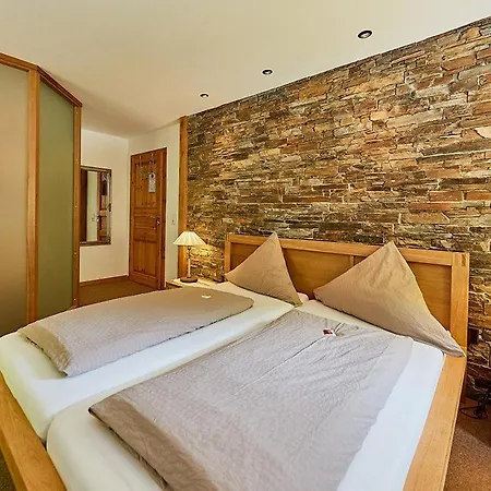 Estalagem Onkel Toms Huette, Weingut Friedhelm Lenz *