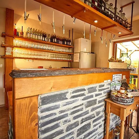 Onkel Toms Huette, Weingut Friedhelm Lenz