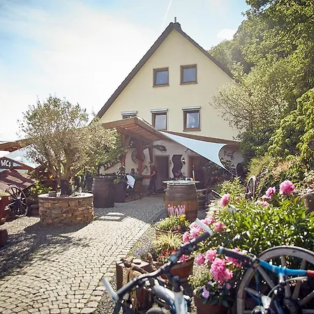 Inn Onkel Toms Huette, Weingut Friedhelm Lenz