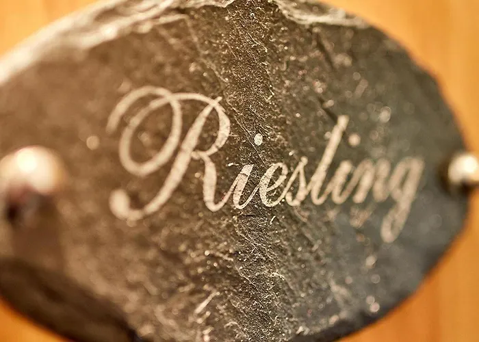 Onkel Toms Huette, Weingut Friedhelm Lenz