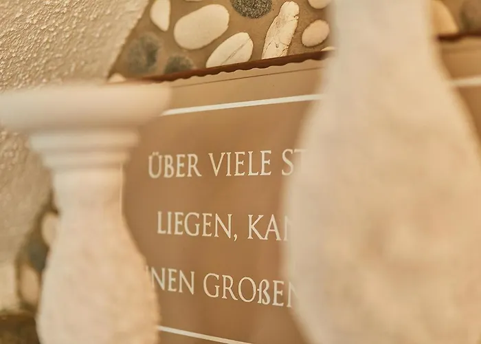 Onkel Toms Huette, Weingut Friedhelm Lenz