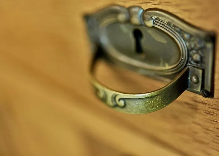 Onkel Toms Huette, Weingut Friedhelm Lenz * Bullay