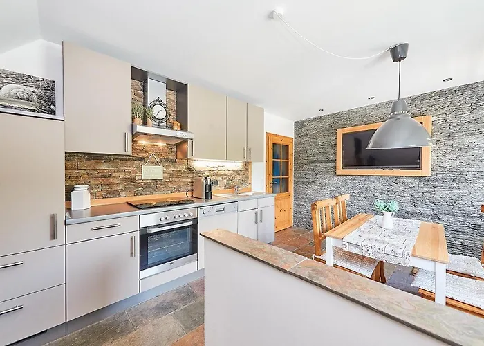 Onkel Toms Huette, Weingut Friedhelm Lenz Kro