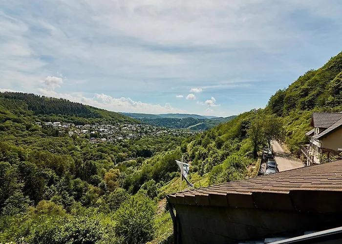 Onkel Toms Huette, Weingut Friedhelm Lenz