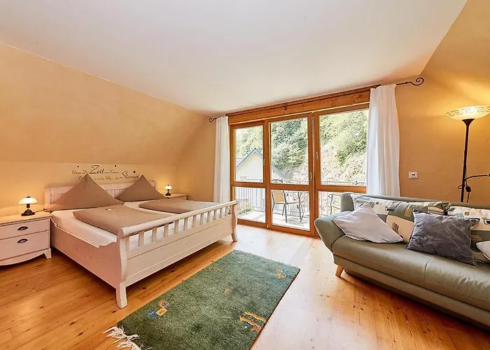 Kro Onkel Toms Huette, Weingut Friedhelm Lenz Bullay