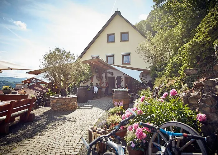 Kro Onkel Toms Huette, Weingut Friedhelm Lenz